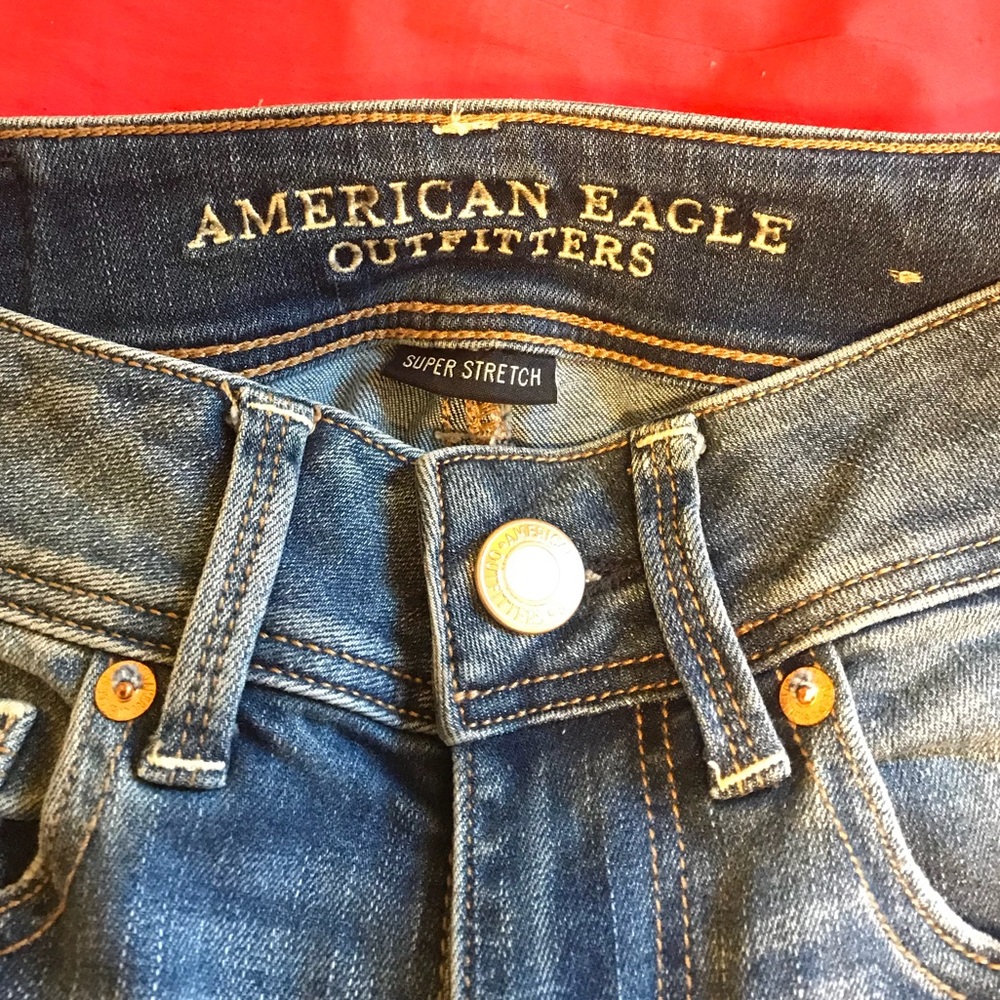 AMERICAN EAGLE OUTFITTERS Kick Crop Jeans - Picture 3 of 4